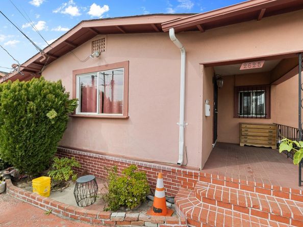 2627 63rd Avenue, Oakland CA 94605