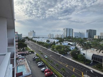 3201 NE 14th St Cswy