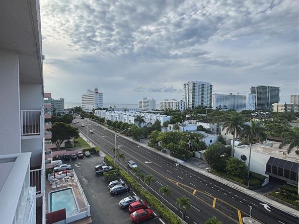 3201 NE 14th St Cswy 803, Pompano Beach FL 33062