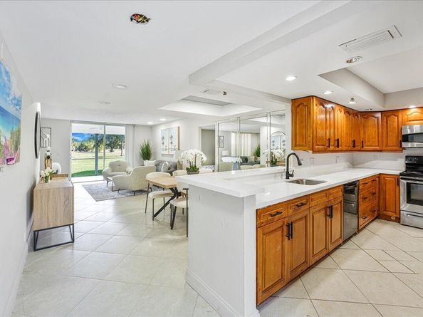 6400 NW 2nd Avenue 123, Boca Raton FL 33487