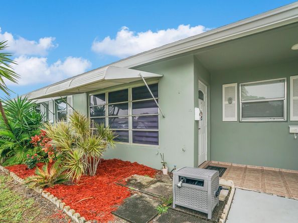 902 South Drive C, Delray Beach FL 33445