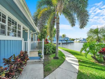 622 Ocean Dunes Circle