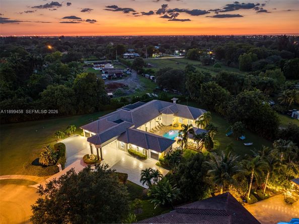 13751 Pine Meadow Court, Davie FL 33325
