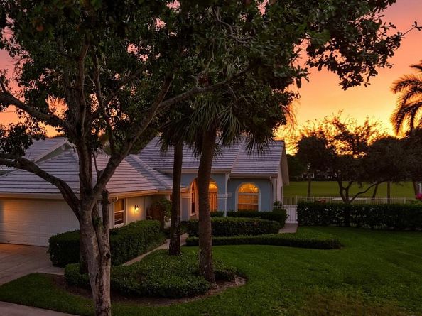 2402 Saratoga Bay Drive, West Palm Beach FL 33409