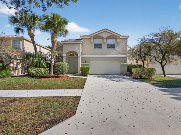 2008 Reston Circle, Royal Palm Beach FL 33411