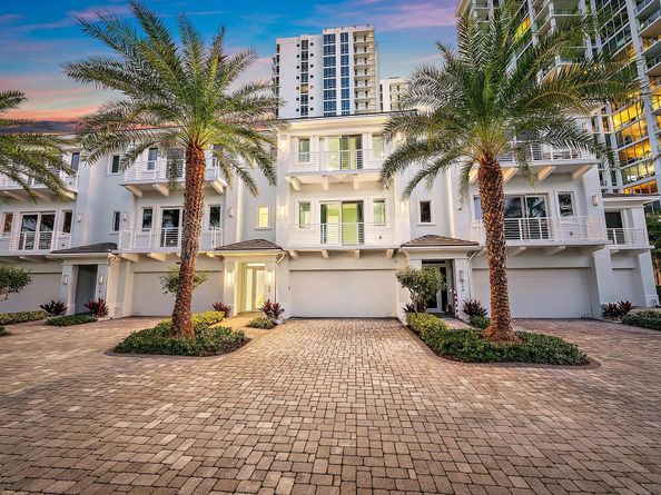 112 Water Club Court N, North Palm Beach FL 33408