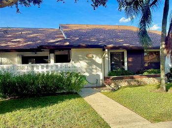 3346 Carambola Cir S