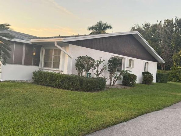 5061 Alfred Drive, West Palm Beach FL 33417