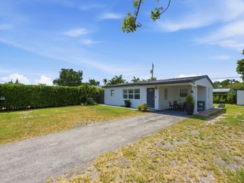 330 NE 59th Court