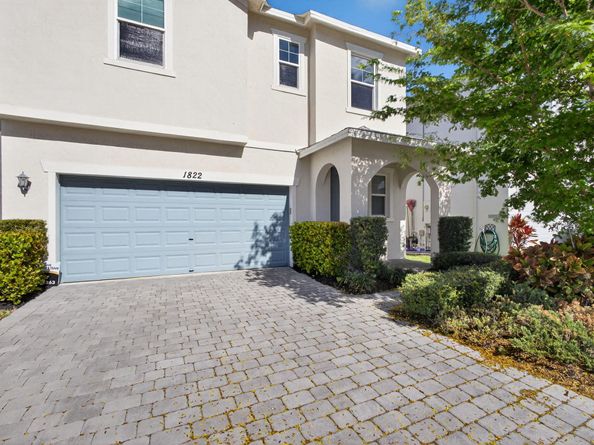 1822 Lake Cove Drive, Lake Worth FL 33460