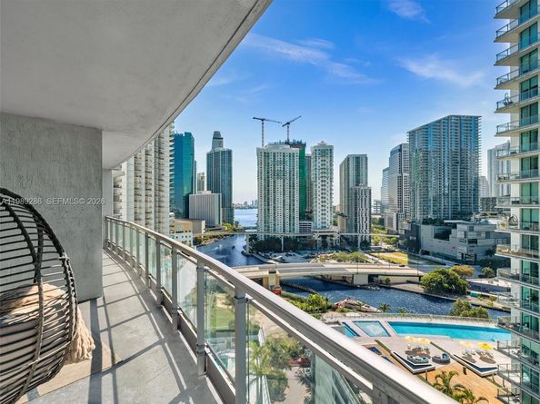 90 SW 3rd Street 2013, Miami FL 33130