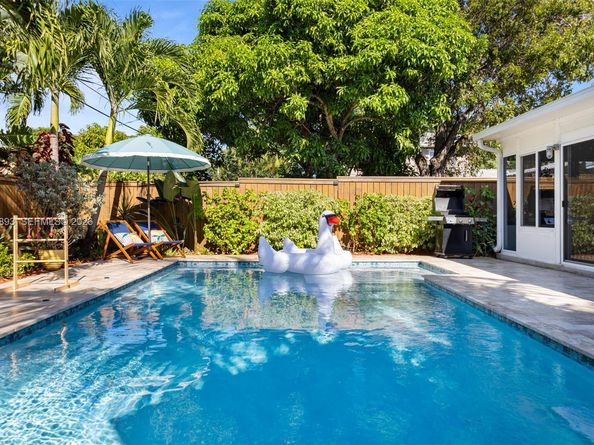 201 NE 16th Court, Fort Lauderdale FL 33305
