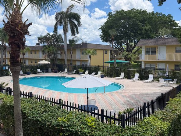 5168 NE 6th Avenue 431, Oakland Park FL 33334