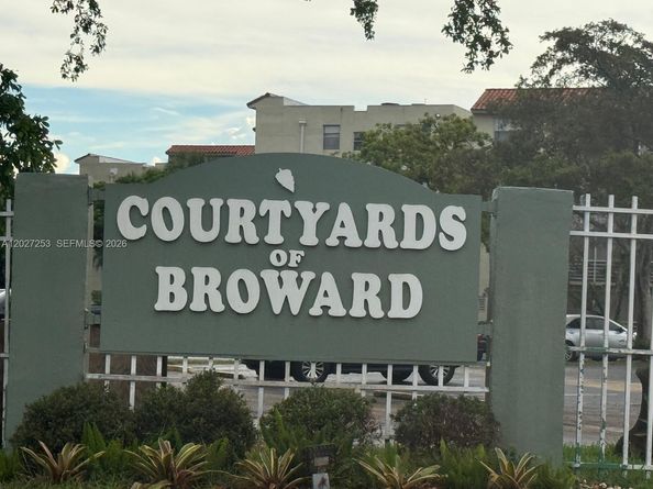 1800 SW 81st Avenue 1411, North Lauderdale FL 33068