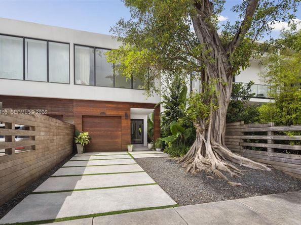 2986 Coconut Avenue, Coconut Grove FL 33133