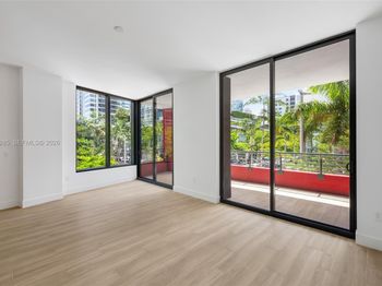 90 NE 32nd Street