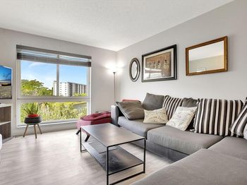 2216 N Cypress Bend Drive