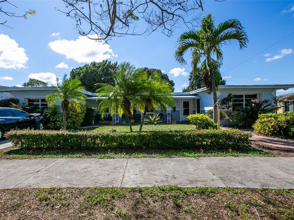 15650 W Bunche Park Dr, Opa Locka FL 33054