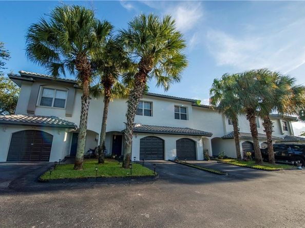 9746 NW 35th St, Coral Springs FL 33065