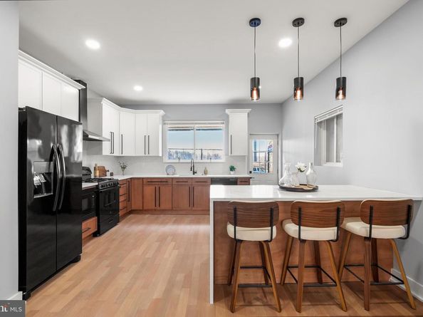 2811 Salmon Street, Philadelphia PA 19134