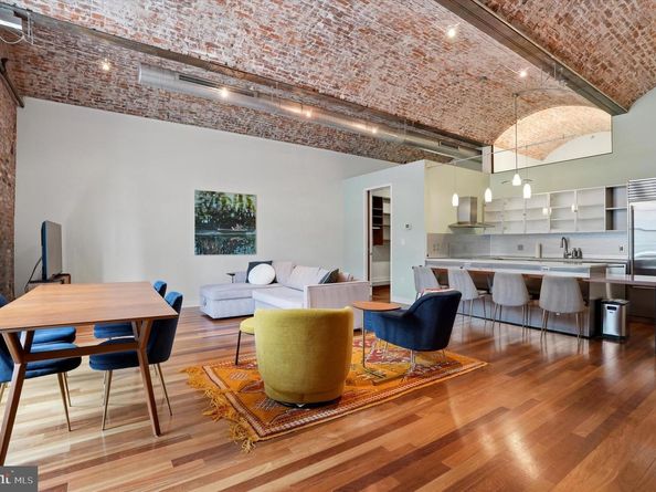 105 S 12TH Street 401, Philadelphia PA 19107