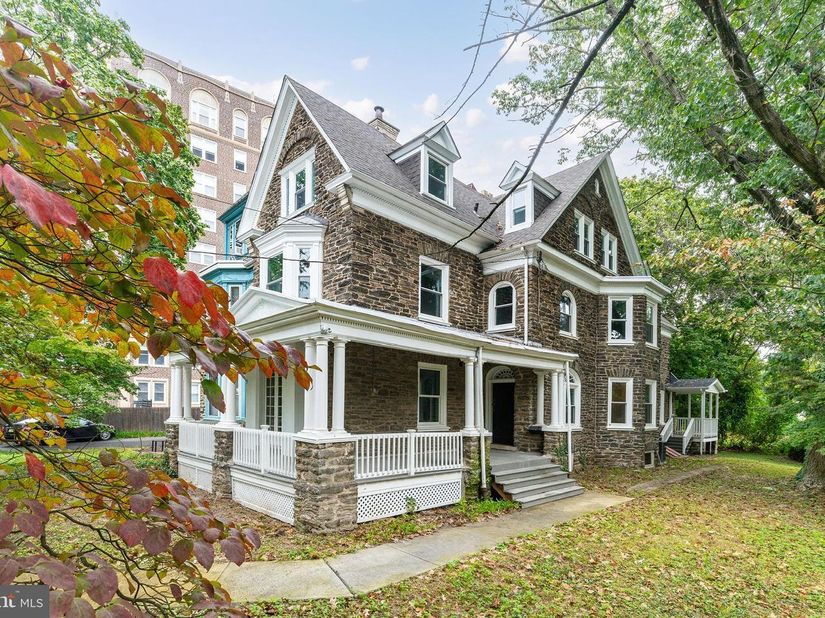 6623 Mccallum Street, Philadelphia PA 19119