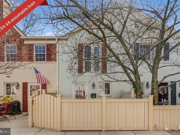 1277 Van Dorn Street N, Alexandria VA 22304