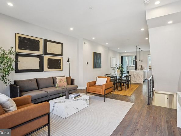 804 Fernon Street, Philadelphia PA 19148