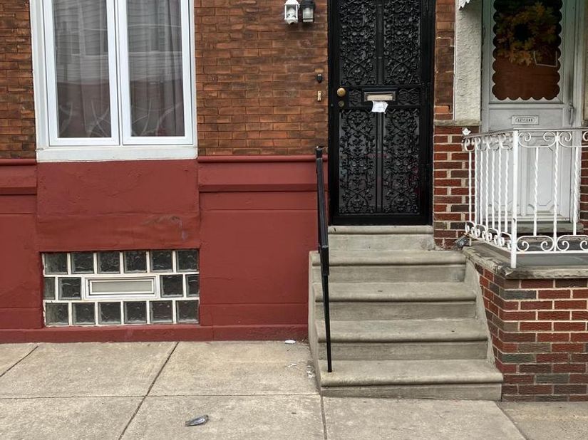 2516 S 6TH Street, Philadelphia PA 19148