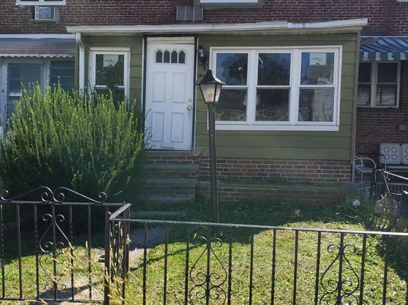 208 Marks Avenue, Darby PA 19023