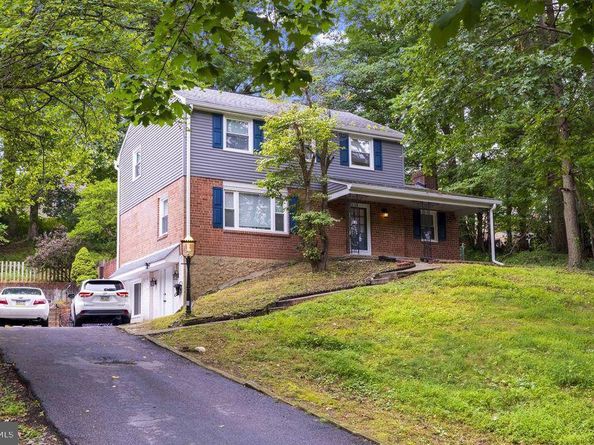 517 W Woodland Avenue, Springfield PA 19064