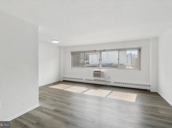 2101 Chestnut Street