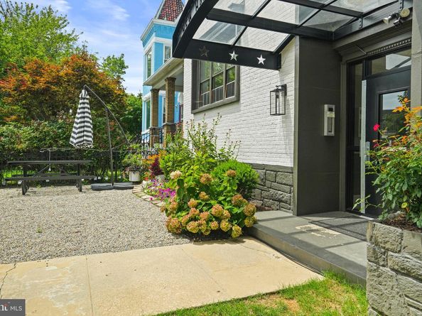 3540 Rock Creek Church Road NW 303, Washington DC 20010