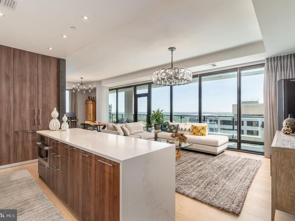 1650 Silver Hill Drive 1607, Mclean VA 22102