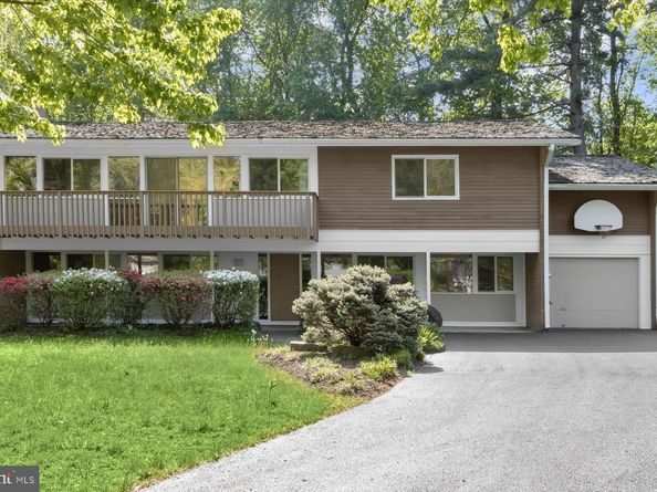 8210 Stone Trail Drive, Bethesda MD 20817