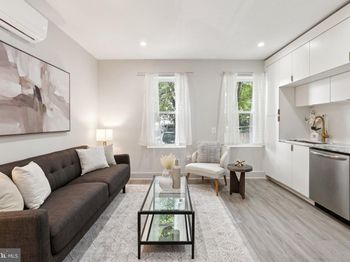 839 Kennedy Street NW