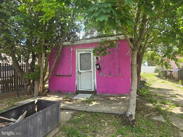 245 Linden Avenue, Glenside PA 19038