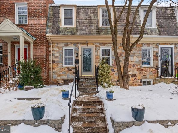 7 E Maple Street, Alexandria VA 22301