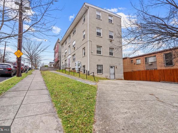 4274 Foote Street NE 1, Washington DC 20019