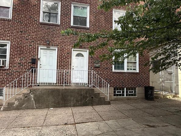 4953 Oxford Avenue, Philadelphia PA 19124