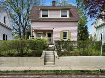 51 Hillside Avenue