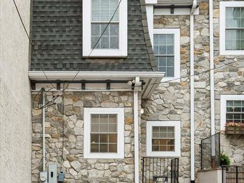 216 Wendover Street