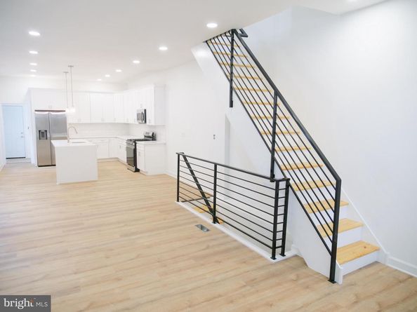 2555 N 33rd Street, Philadelphia PA 19132