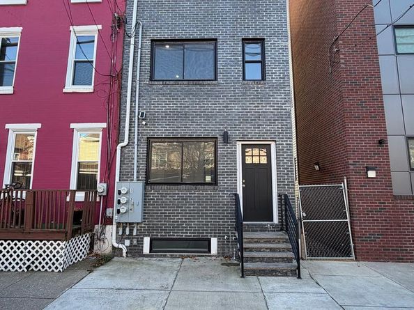 2218 W Master Street, Philadelphia PA 19121