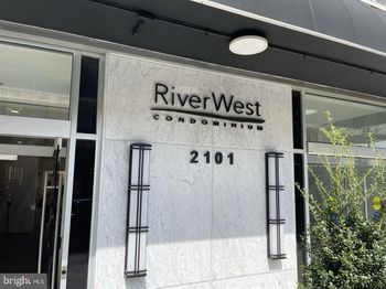 2101 Chestnut Street