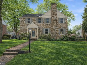 216 Heatherwood Road