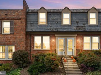 1400 S Edgewood Street S