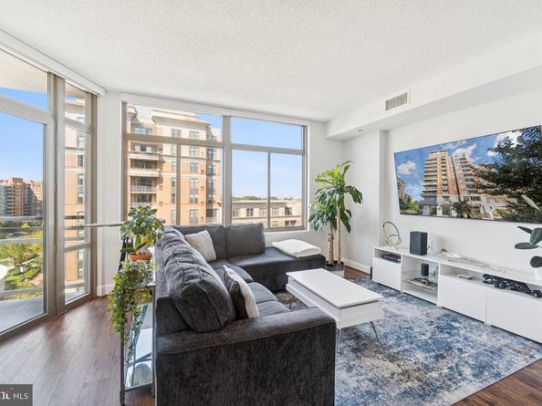 3650 S Glebe Road 846, Arlington VA 22202