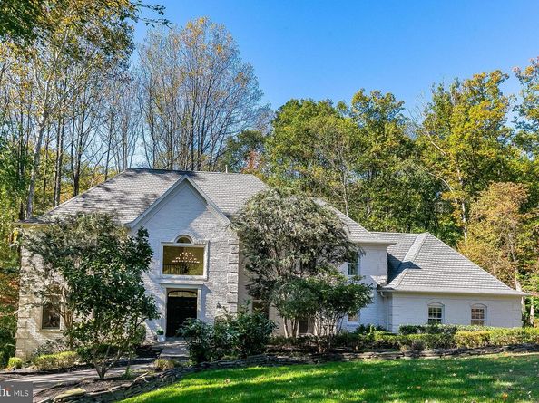 2404 Oakmont Court, Oakton VA 22124