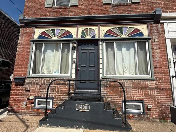 Undisclosed Address #PADE2115828, Crum Lynne PA 19022